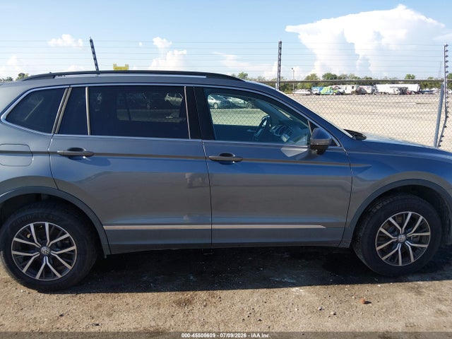 3VV3B7AX7LM129612 Volkswagen Tiguan 2.0t Se/2.0t Se R-line Black/2.0t Sel