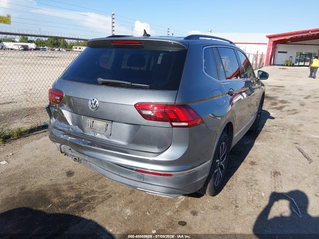 3VV3B7AX7LM129612 Volkswagen Tiguan 2.0t Se/2.0t Se R-line Black/2.0t Sel