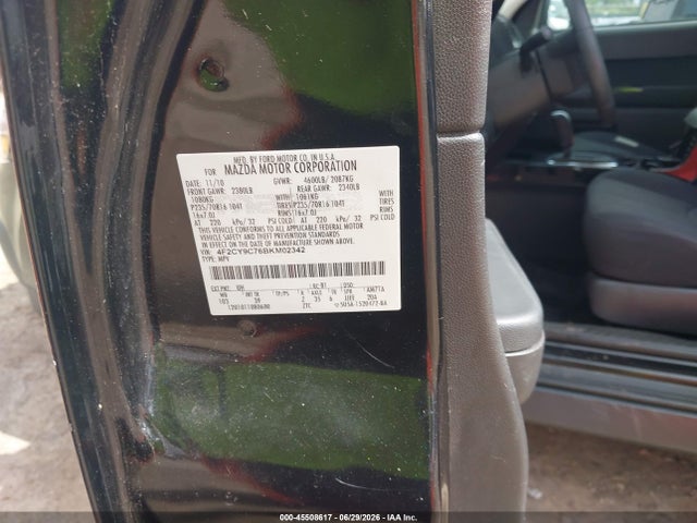 45508617 :رقم المزاد ، 4F2CY9C76BKM02342 vin ، 2011 Mazda Tribute I Sport مزاد بيع