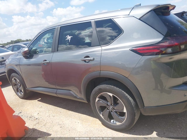 5N1BT3BA1RC699461 Nissan Rogue Sv Fwd
