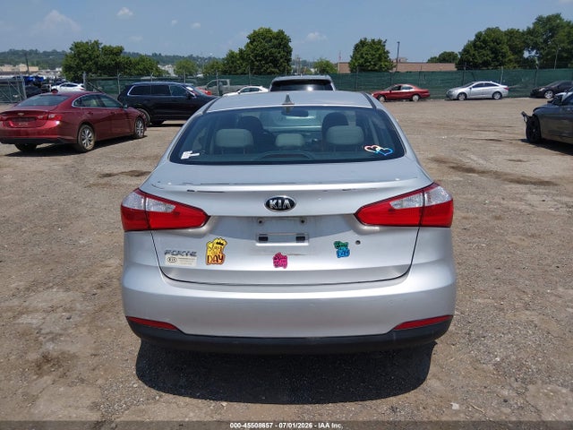 KIA FORTE LX 2015 KNAFK4A63F5433660 Image 16