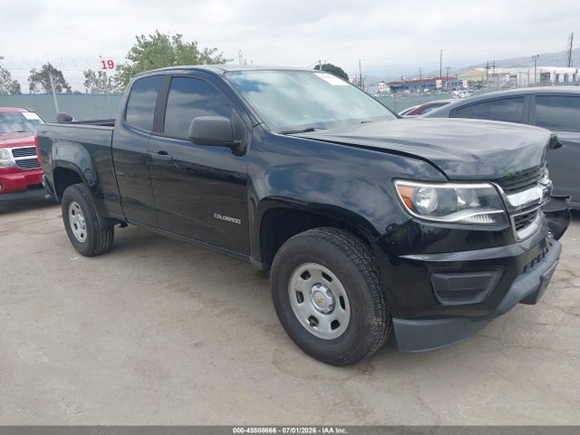 2019 1GCHSBEA1K1150352 main image