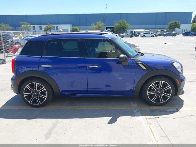 Mini Countryman Cooper S 2015 WMWZC3C58FWT03649 Image 13
