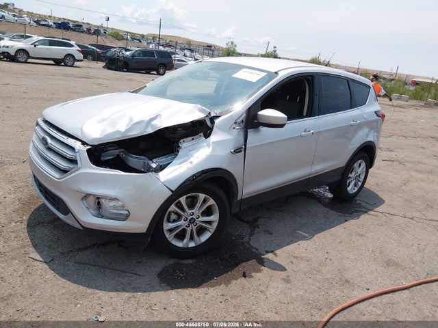 Ford ESCAPE SE 2019 1FMCU9GD1KUB60555 Image 2