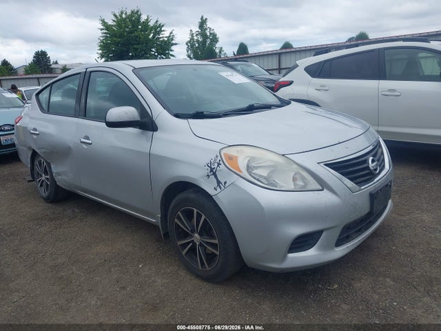 Nissan Versa 1.6 Sv 2014 3N1CN7AP8EL830581 Image 1