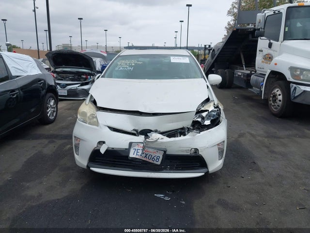 Toyota Prius Two 2014 JTDKN3DU3E0369984 Image 12