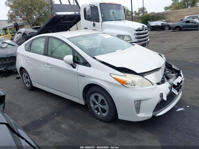 Toyota Prius Two 2014 JTDKN3DU3E0369984 Image 13