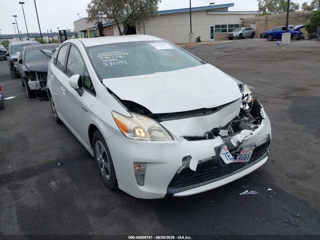 Toyota Prius Two 2014 JTDKN3DU3E0369984 Image 17