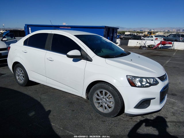 45508812 :رقم المزاد ، 1G1JD5SB8H4112157 vin ، 2017 Chevrolet Sonic Lt Auto مزاد بيع