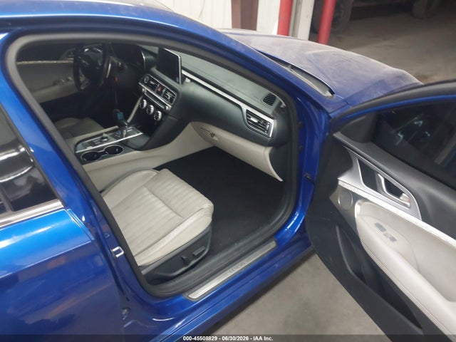 Genesis G70 2.0t Advanced 2019 KMTG34LA7KU022530 Image 5