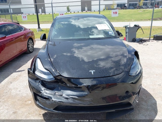 Продажа на аукционе авто 2025 Tesla Model Y Long Range Dual Motor All-wheel Drive, vin: 7SAYGDEE2SA350535, номер лота: 45508841