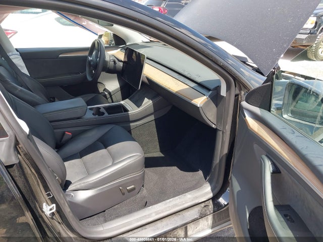 Продажа на аукционе авто 2025 Tesla Model Y Long Range Dual Motor All-wheel Drive, vin: 7SAYGDEE2SA350535, номер лота: 45508841