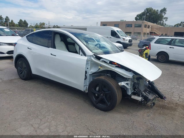 Продаж на аукціоні авто 2026 Tesla Model Y All-wheel Drive/long Range Launch Series/premium All-wheel Drive, vin: 7SAYGDEEXTF632023, номер лоту: 45508855