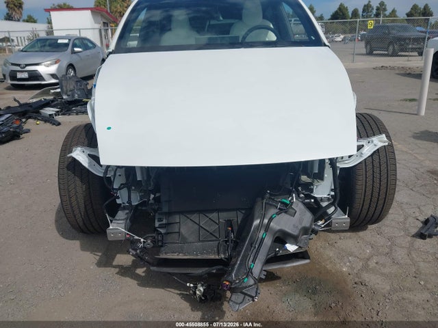 Продаж на аукціоні авто 2026 Tesla Model Y All-wheel Drive/long Range Launch Series/premium All-wheel Drive, vin: 7SAYGDEEXTF632023, номер лоту: 45508855
