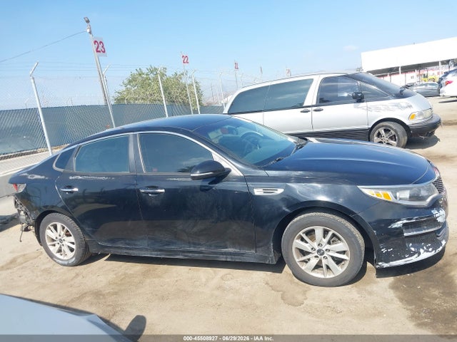 KIA Optima Lx 2018 5XXGT4L36JG217653 Image 14