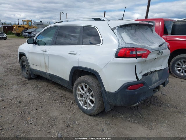 45508957 :رقم المزاد ، 1C4PJMCS6HW602717 vin ، 2017 Jeep Cherokee Latitude 4x4 مزاد بيع