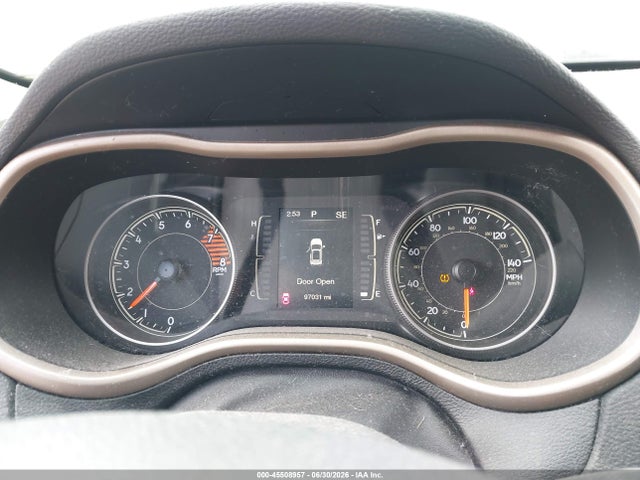 45508957 :رقم المزاد ، 1C4PJMCS6HW602717 vin ، 2017 Jeep Cherokee Latitude 4x4 مزاد بيع