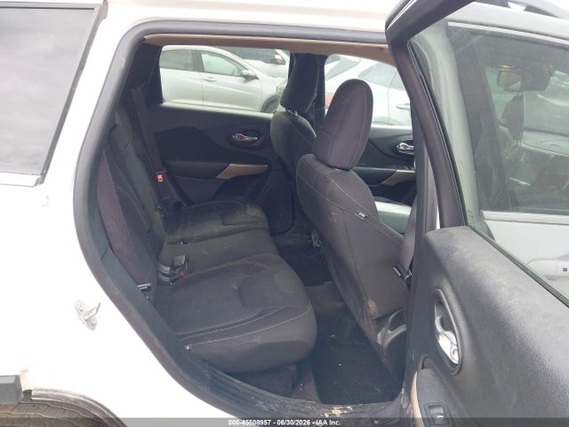 45508957 :رقم المزاد ، 1C4PJMCS6HW602717 vin ، 2017 Jeep Cherokee Latitude 4x4 مزاد بيع