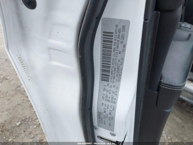 45508957 :رقم المزاد ، 1C4PJMCS6HW602717 vin ، 2017 Jeep Cherokee Latitude 4x4 مزاد بيع