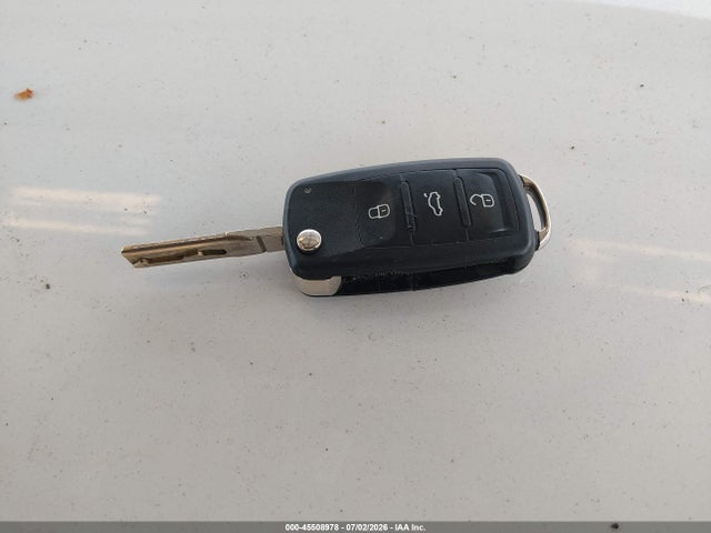 2013 Volkswagen Passat 2.5l Se მანქანა იყიდება აუქციონზე, vin: 1VWBP7A36DC071310, აუქციონის ნომერი: 45508978