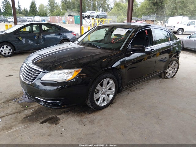 45509017 :رقم المزاد ، 1C3CCBAB4DN764348 vin ، 2013 Chrysler 200 Lx مزاد بيع