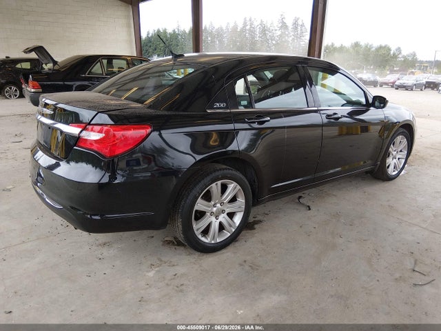 45509017 :رقم المزاد ، 1C3CCBAB4DN764348 vin ، 2013 Chrysler 200 Lx مزاد بيع