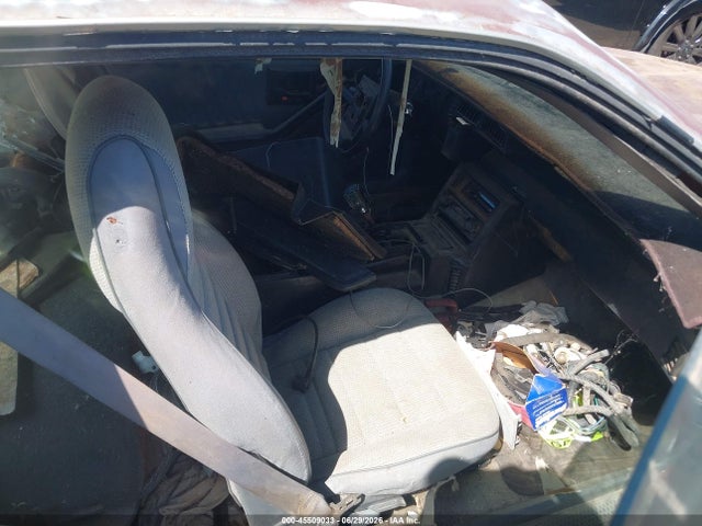 1988 Chevrolet Camaro მანქანა იყიდება აუქციონზე, vin: 1G1FP21S0JL148062, აუქციონის ნომერი: 45509033