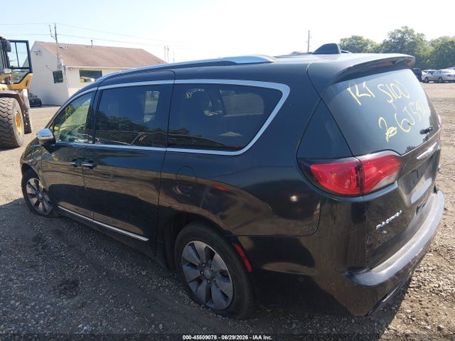 Продаж на аукціоні авто 2018 Chrysler Pacifica Hybrid Limited, vin: 2C4RC1N79JR105122, номер лоту: 45509078