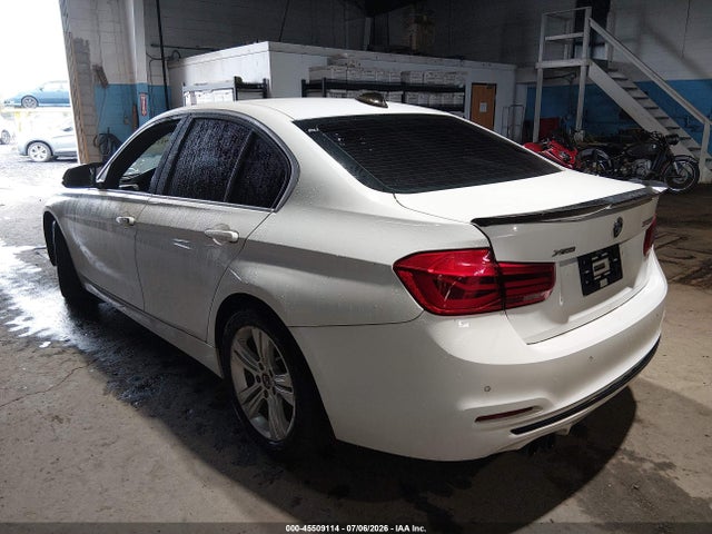 2017 Bmw 330i Xdrive მანქანა იყიდება აუქციონზე, vin: WBA8D9G35HNU61721, აუქციონის ნომერი: 45509114