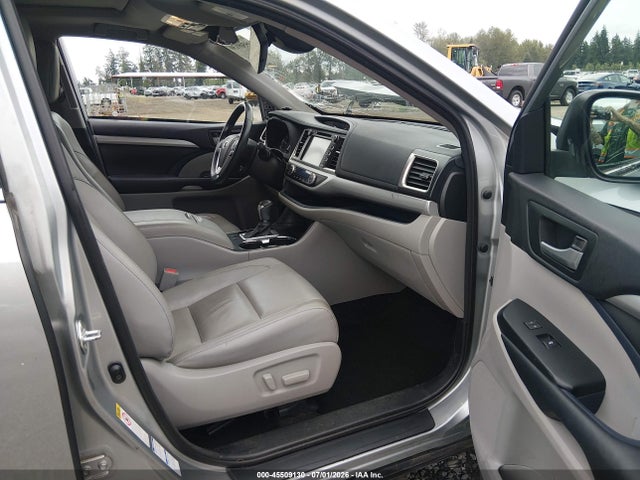 Toyota Highlander Xle 2018 5TDJZRFH6JS524506 Image 18