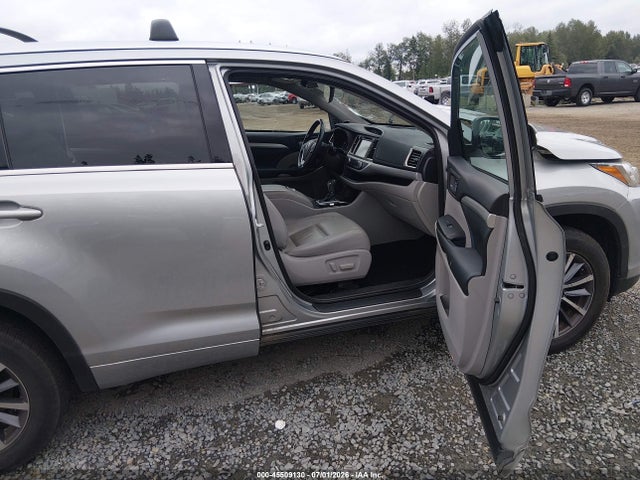Toyota Highlander Xle 2018 5TDJZRFH6JS524506 Image 5