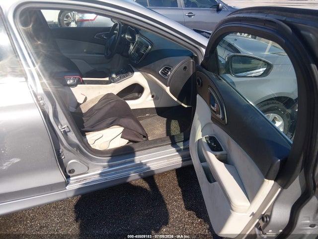 45509183 :رقم المزاد ، 1C3CCCABXFN666286 vin ، 2015 Chrysler 200 Limited مزاد بيع