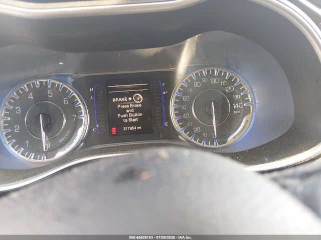 45509183 :رقم المزاد ، 1C3CCCABXFN666286 vin ، 2015 Chrysler 200 Limited مزاد بيع