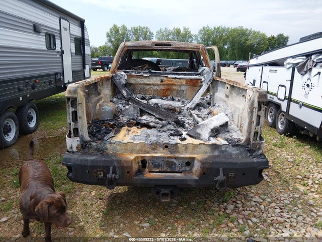 45509233 :رقم المزاد ، 1GT42YE87GF119583 vin ، 2016 Gmc Sierra K3500 Denali مزاد بيع