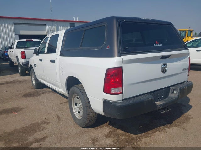 3C6RR7KG3MG691680 RAM 1500 Classic Tradesman 4x4 5&#039;7 Box