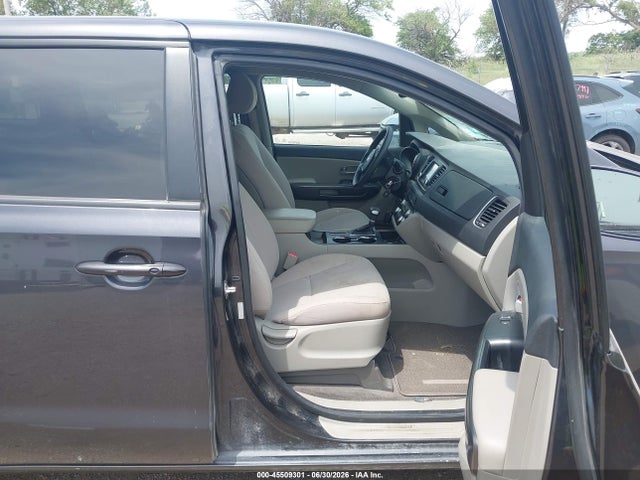 KIA SEDONA LX 2019 KNDMB5C18K6571488 Image 5