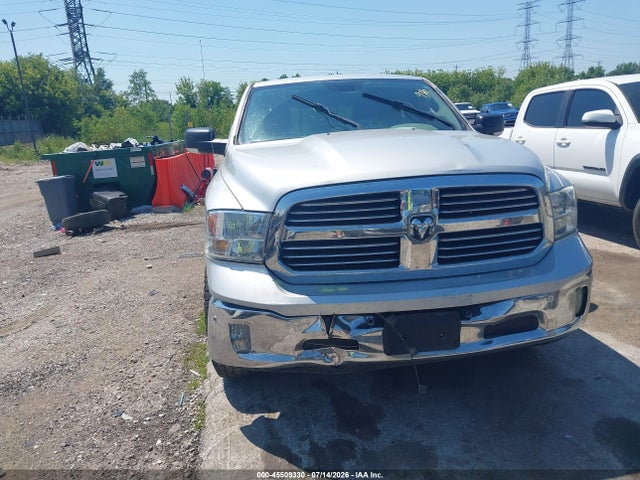 1C6RR7GG7JS310524 RAM 1500 Big Horn 4x4 6&#039;4 Box