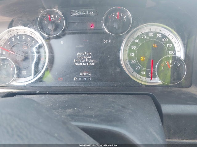 1C6RR7GG7JS310524 RAM 1500 Big Horn 4x4 6&#039;4 Box