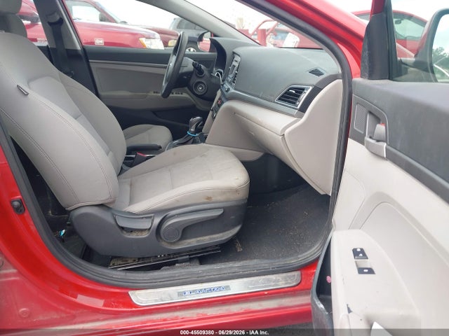Продажа на аукционе авто 2018 Hyundai Elantra Se, vin: 5NPD74LF7JH349567, номер лота: 45509380