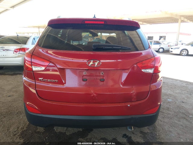 45509399 :رقم المزاد ، KM8JU3AG1FU059240 vin ، 2015 Hyundai Tucson Se مزاد بيع
