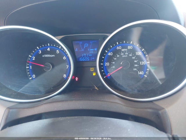 45509399 :رقم المزاد ، KM8JU3AG1FU059240 vin ، 2015 Hyundai Tucson Se مزاد بيع