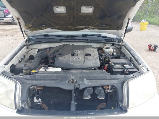 Aukcja sprzedaży 2004 Toyota 4runner Sr5 V6, vin: JTEBU14R740050004, numer aukcji: 45509425