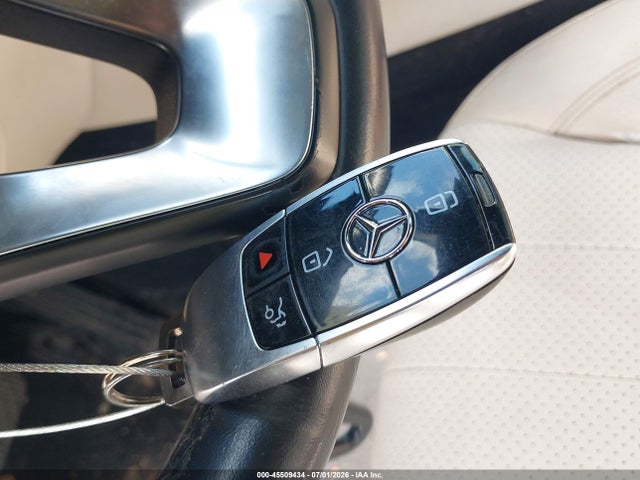 Mercedes-Benz E 300 2018 WDDZF4JB1JA335430 Image 11