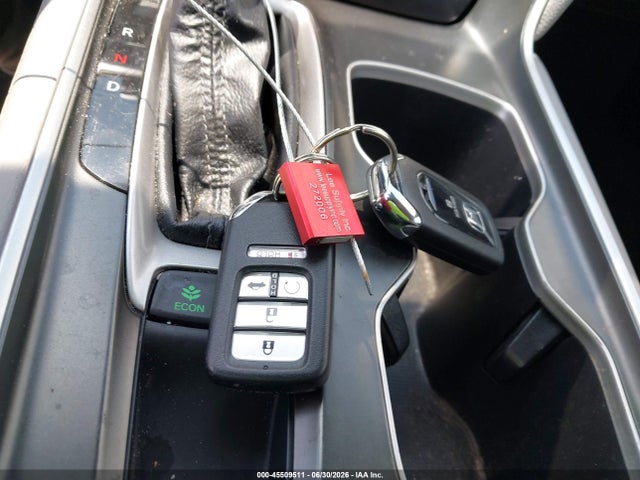 1HGCV1F9XJA138071 Honda Accord Touring