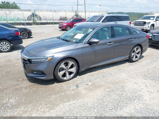 1HGCV1F9XJA138071 Honda Accord Touring