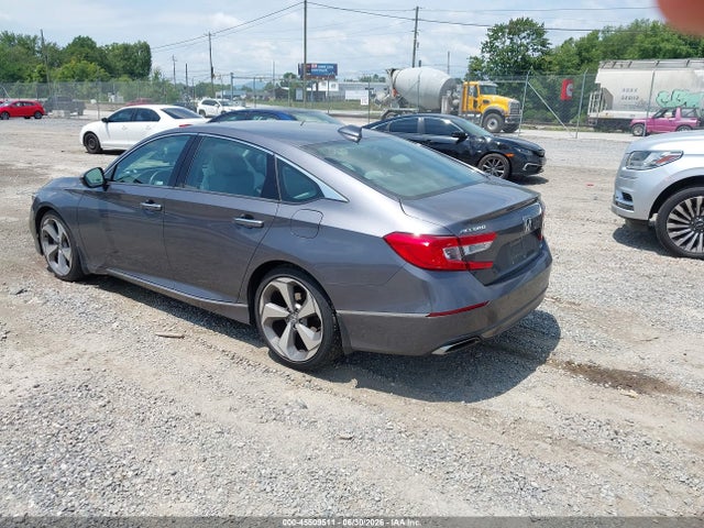 1HGCV1F9XJA138071 Honda Accord Touring