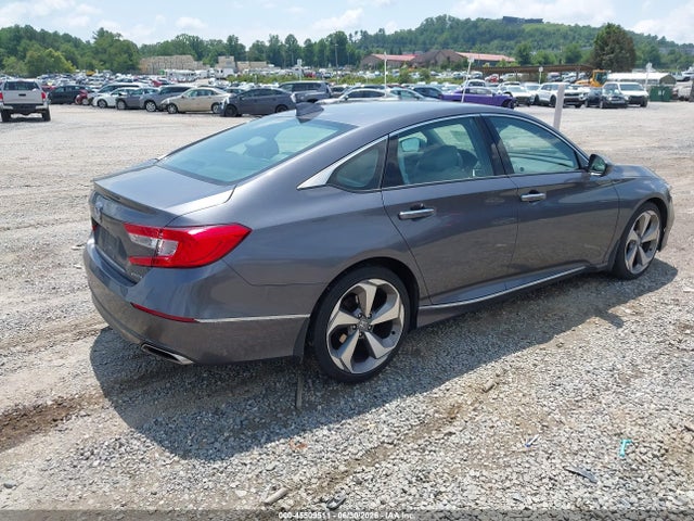 1HGCV1F9XJA138071 Honda Accord Touring