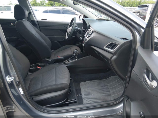 3KPC24A33KE058038 Hyundai ACCENT SE