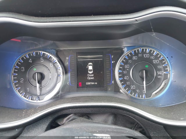 45509576 :رقم المزاد ، 1C3CCCAB2FN665729 vin ، 2015 Chrysler 200 Limited مزاد بيع