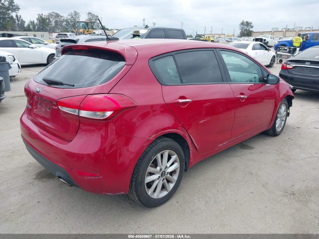 KIA FORTE LX 2017 KNAFK5A84H5687856 Image 4